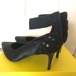 Gorgeous party heel